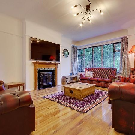 Cragside Villa With Hot Tub บอร์นมัธ ภายนอก รูปภาพ