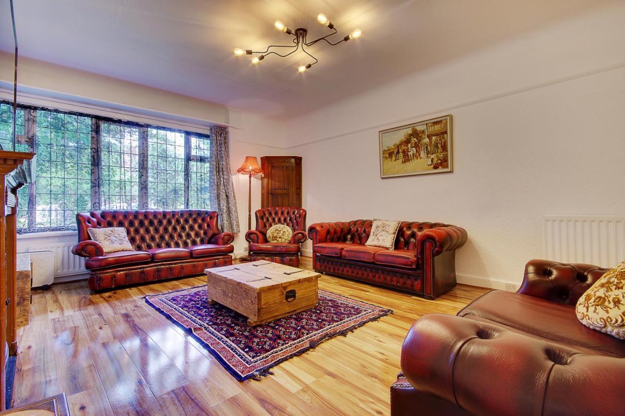 Cragside Villa With Hot Tub บอร์นมัธ ภายนอก รูปภาพ